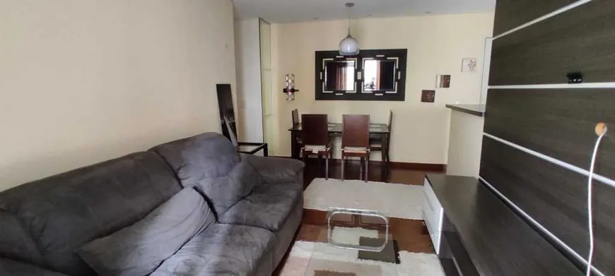 Foto 1 de Apartamento com 2 Quartos à venda, 65m² em Jardim Tupanci, Barueri