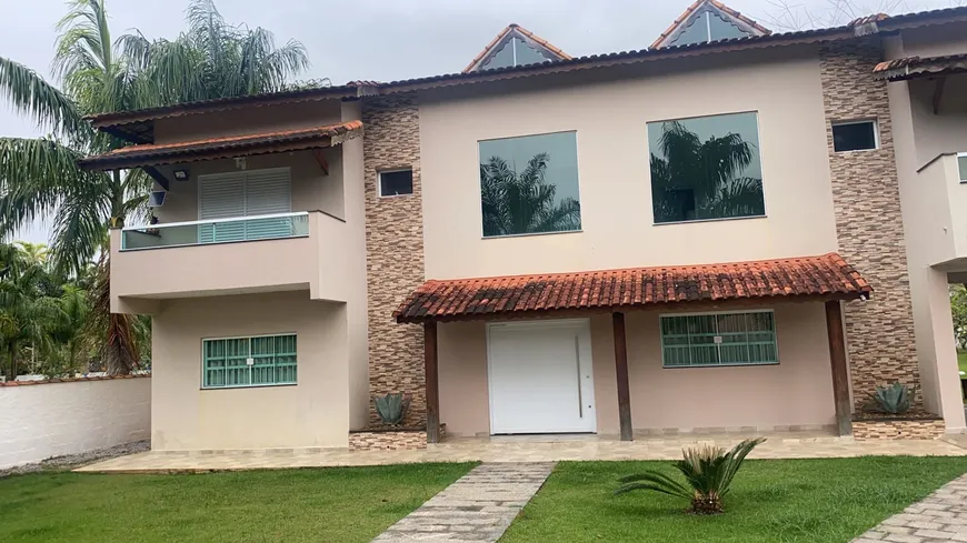Foto 1 de Casa com 4 Quartos à venda, 400m² em Ana Dias, Peruíbe