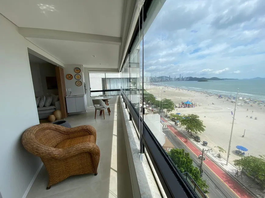 Foto 1 de Apartamento com 4 Quartos à venda, 160m² em Centro, Balneário Camboriú