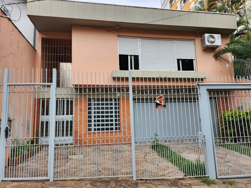 Foto 1 de Casa com 3 Quartos à venda, 360m² em Petrópolis, Porto Alegre