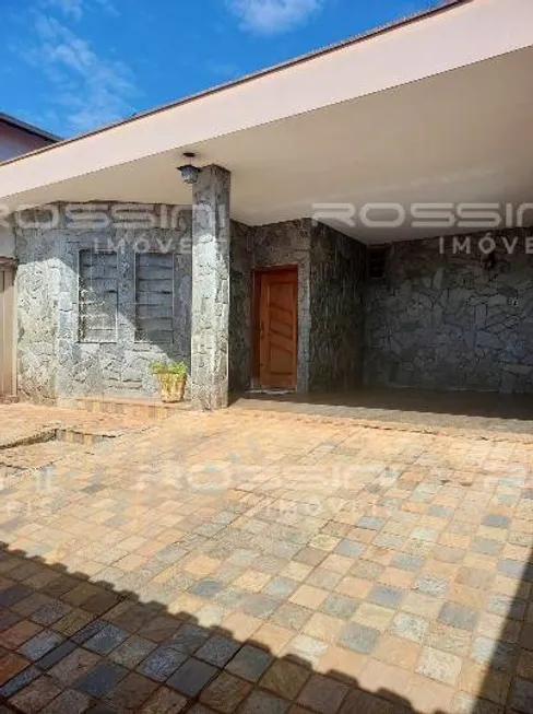 Foto 1 de Casa com 3 Quartos à venda, 255m² em Parque Residencial Cidade Universitaria, Ribeirão Preto