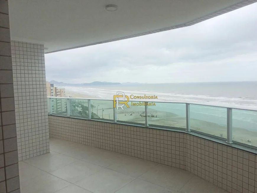 Foto 1 de Apartamento com 3 Quartos à venda, 111m² em Maracanã, Praia Grande