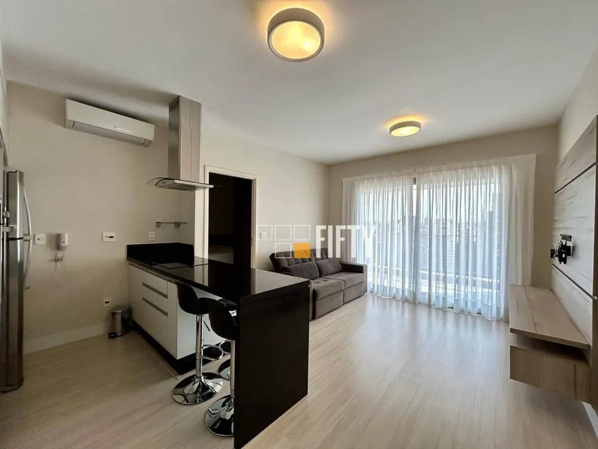 Foto 1 de Apartamento com 1 Quarto para alugar, 67m² em Vila Nova Conceição, São Paulo