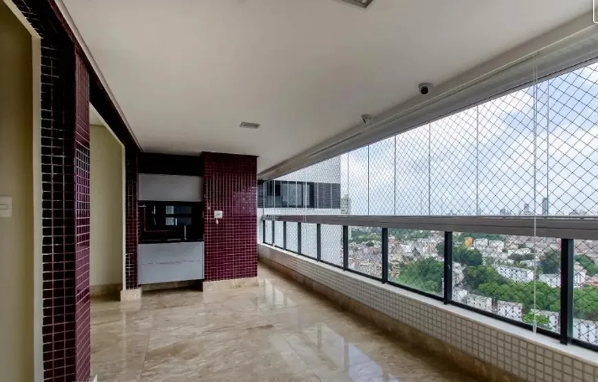 Foto 1 de Apartamento com 4 Quartos à venda, 305m² em Horto Florestal, Salvador