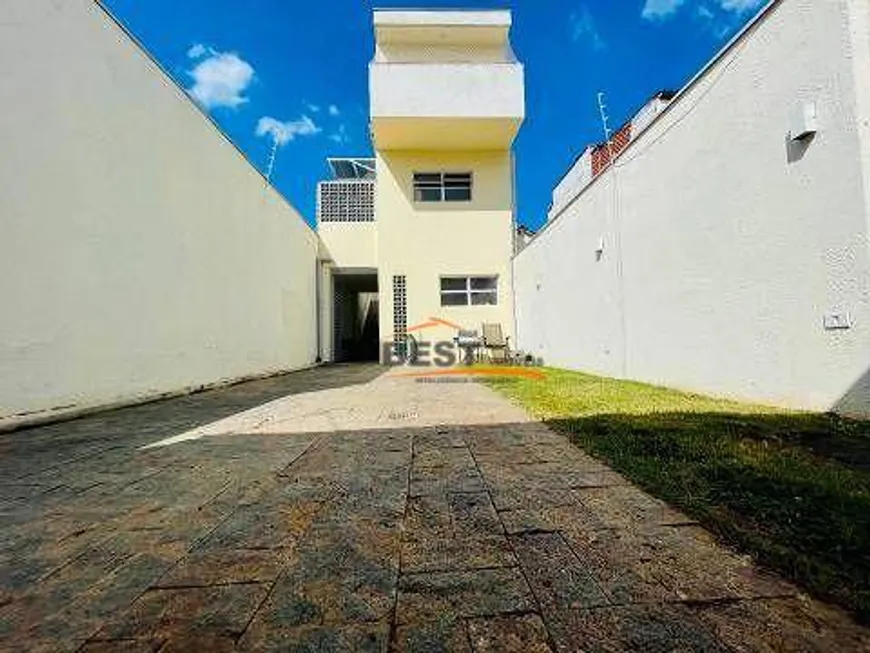 Foto 1 de Sobrado com 3 Quartos à venda, 178m² em Vila Romana, São Paulo