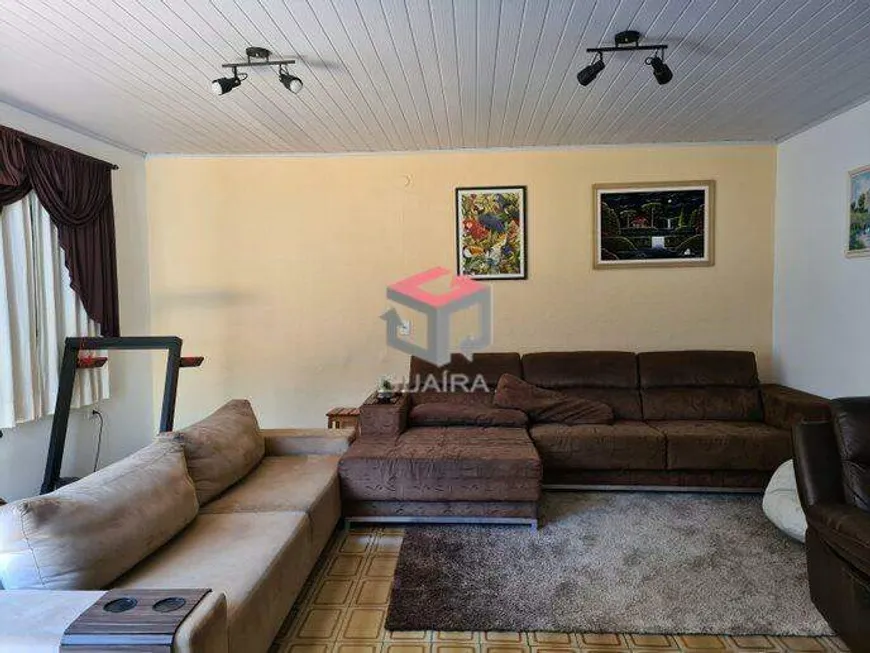 Foto 1 de Casa com 3 Quartos à venda, 220m² em Taboão, Diadema