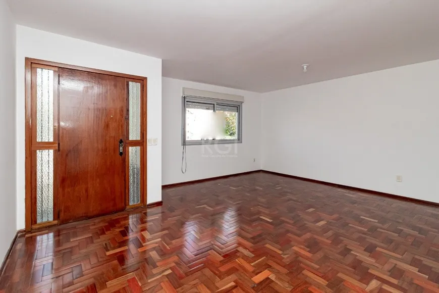 Foto 1 de Casa com 3 Quartos à venda, 286m² em Jardim Carvalho, Porto Alegre