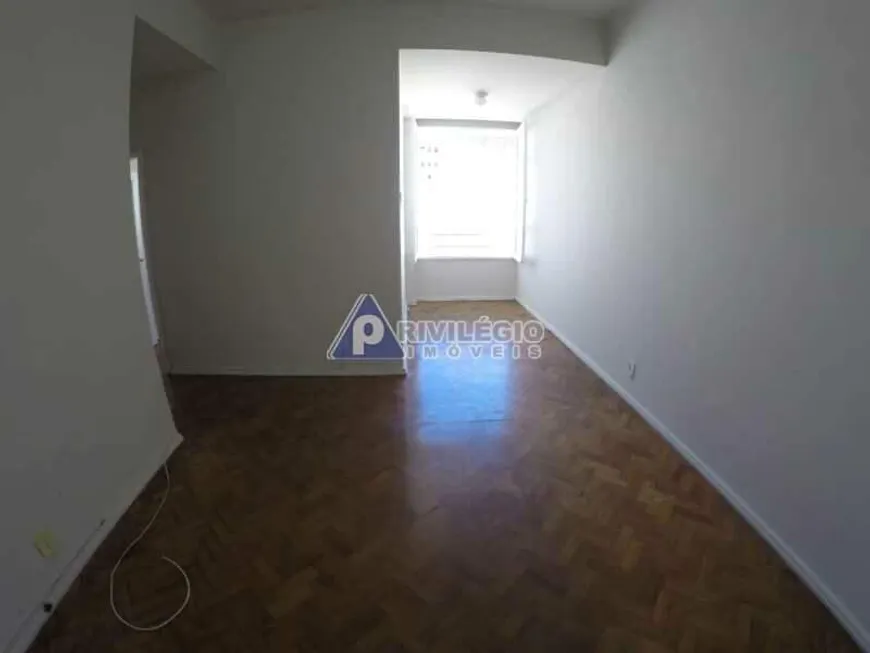 Foto 1 de Apartamento com 1 Quarto à venda, 43m² em Leme, Rio de Janeiro