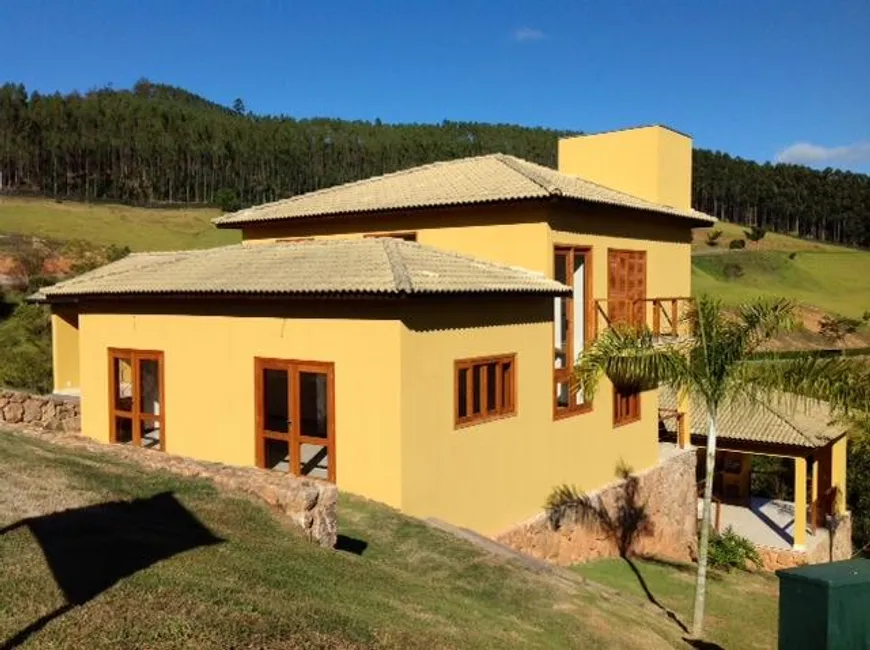 Foto 1 de Casa de Condomínio com 3 Quartos à venda, 290m² em , Morungaba