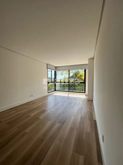 Foto 1 de Apartamento com 3 Quartos à venda, 104m² em Bavária, Gramado