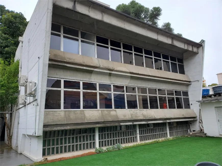 Foto 1 de Prédio Comercial com 9 Quartos para venda ou aluguel, 438m² em Campo Belo, São Paulo