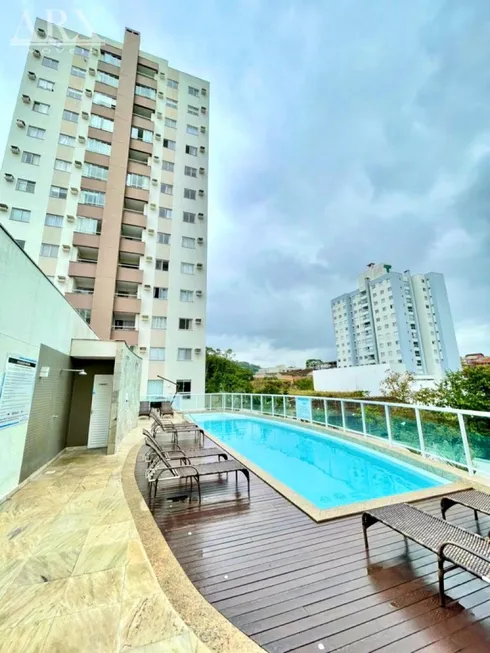 Foto 1 de Cobertura com 3 Quartos para alugar, 181m² em Velha, Blumenau