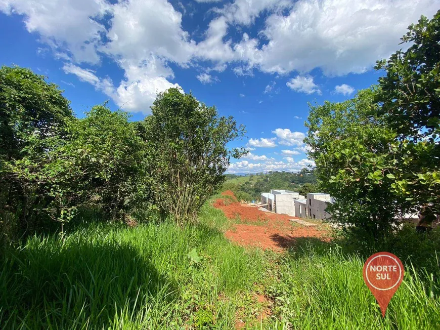 Foto 1 de Lote/Terreno à venda, 1600m² em Condomínio Quintas do Rio Manso, Brumadinho