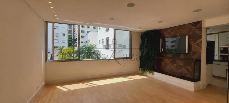 Foto 1 de Apartamento com 3 Quartos à venda, 130m² em Jardim Alto Paulistano, São Paulo