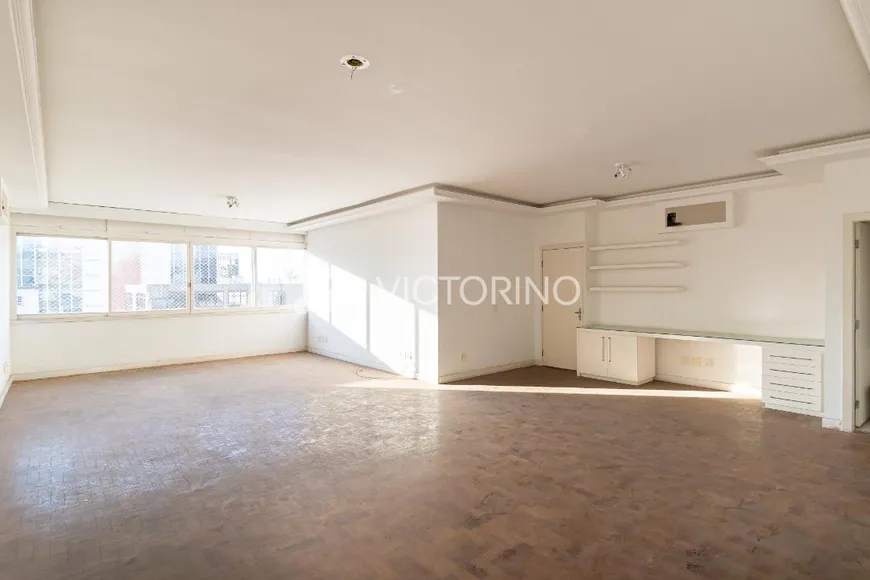Foto 1 de Apartamento com 3 Quartos à venda, 193m² em Jardins, São Paulo