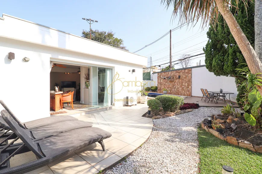 Foto 1 de Casa com 3 Quartos à venda, 320m² em Vila Inah, São Paulo