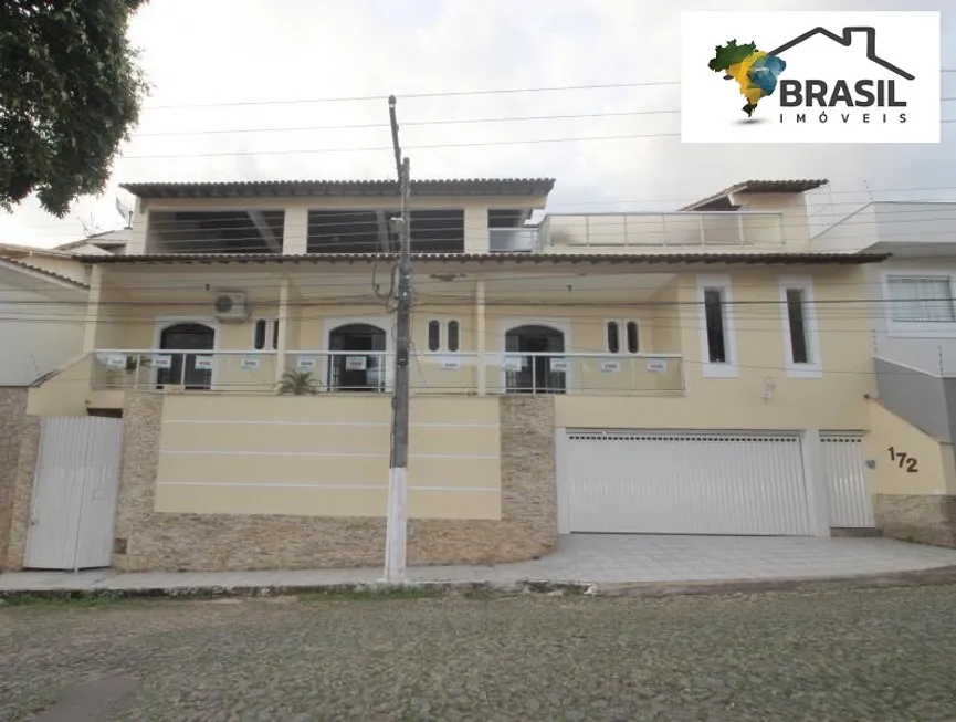 Foto 1 de Casa com 4 Quartos à venda, 480m² em Chacara da Gavea, Muriaé
