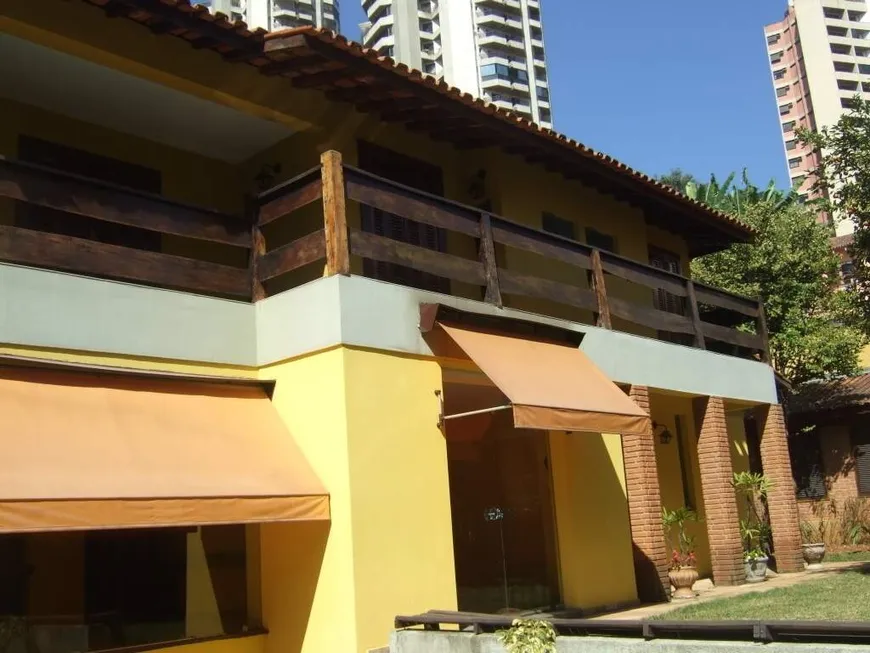 Foto 1 de Sobrado com 4 Quartos à venda, 380m² em Paraíso do Morumbi, São Paulo