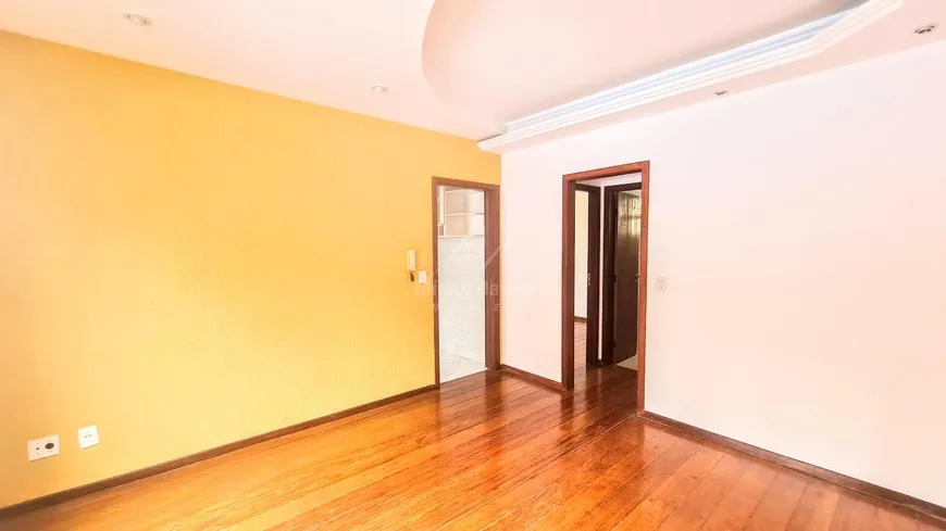 Foto 1 de Apartamento com 2 Quartos à venda, 60m² em Sagrada Família, Belo Horizonte