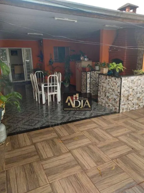 Foto 1 de Casa com 2 Quartos à venda, 250m² em Jardim Zaira, Mauá