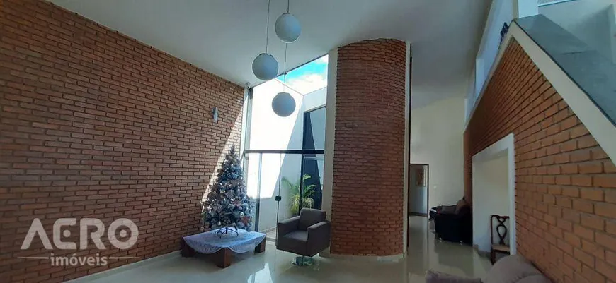 Foto 1 de Casa com 6 Quartos à venda, 298m² em Jardim América, Bauru