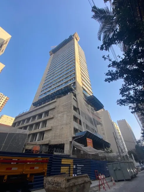 Foto 1 de Apartamento com 4 Quartos à venda, 185m² em Itaim Bibi, São Paulo