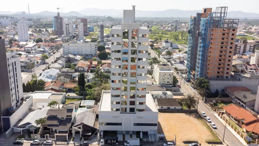 Foto 1 de Apartamento com 3 Quartos à venda, 125m² em Vila Moema, Tubarão