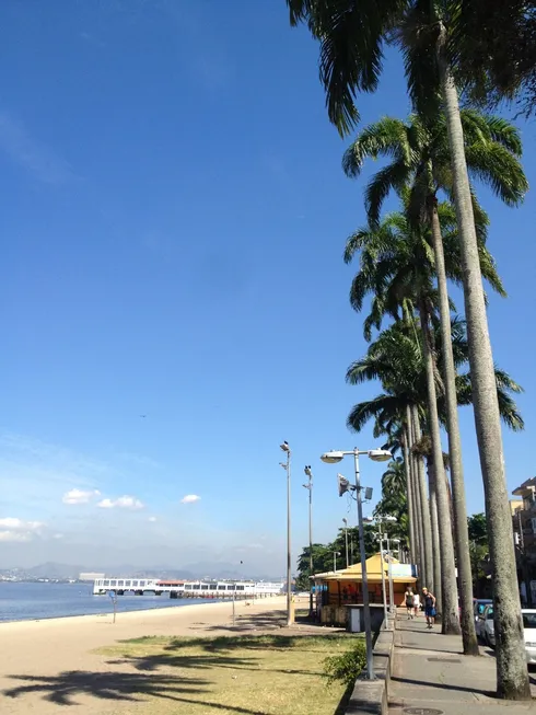 Foto 1 de Casa com 2 Quartos à venda, 280m² em Jardim Guanabara, Rio de Janeiro