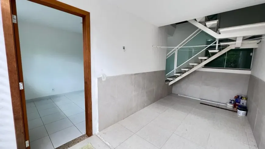 Foto 1 de Casa com 2 Quartos à venda, 70m² em Maria Paula, São Gonçalo
