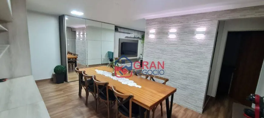 Foto 1 de Apartamento com 3 Quartos à venda, 85m² em Fazendinha, Curitiba