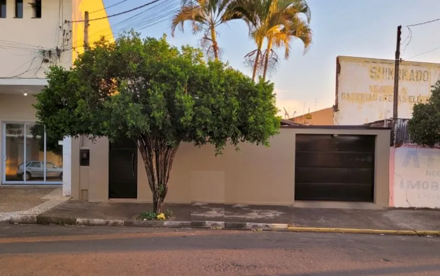 Foto 1 de Casa com 3 Quartos à venda, 179m² em Jardim Bela Vista, Cosmópolis