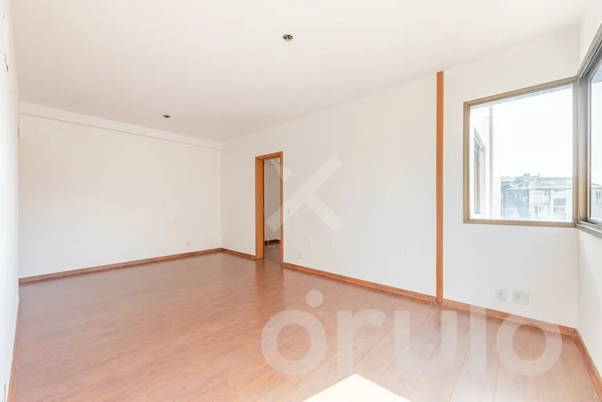 Foto 1 de Apartamento com 2 Quartos à venda, 80m² em Rio Branco, Porto Alegre