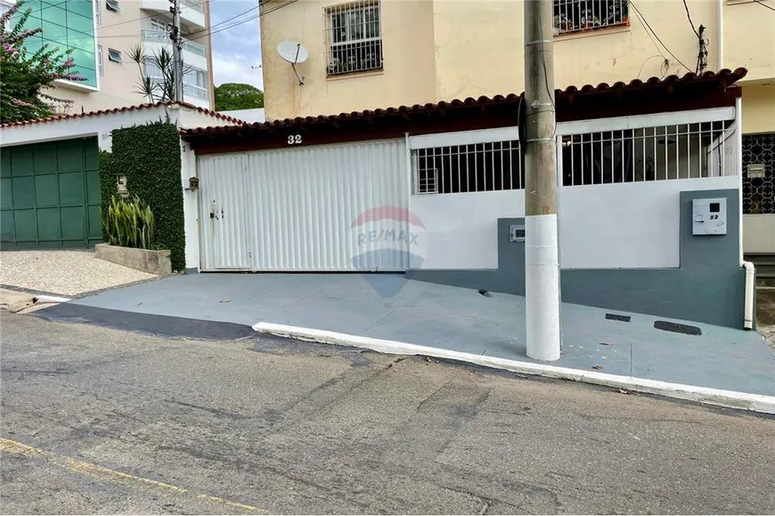 Foto 1 de Casa com 2 Quartos à venda, 88m² em Bom Pastor, Juiz de Fora