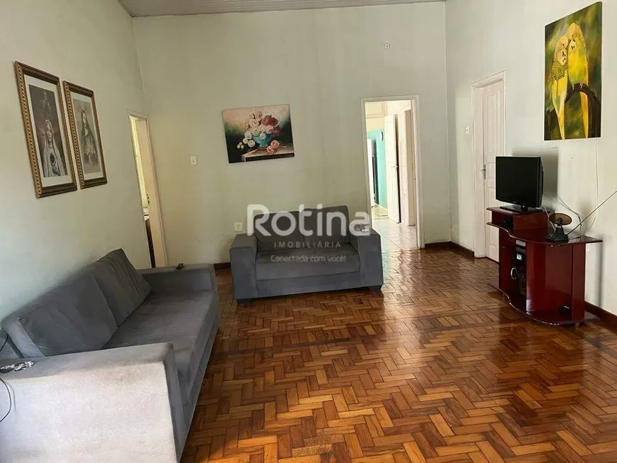 Foto 1 de Casa com 3 Quartos à venda, 190m² em Centro, Uberlândia