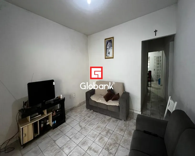 Foto 1 de Casa com 3 Quartos à venda, 150m² em Nossa Senhora das Gracas, Montes Claros