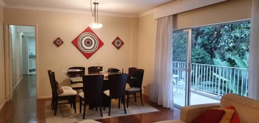 Foto 1 de Apartamento com 4 Quartos à venda, 155m² em Coronel Veiga, Petrópolis