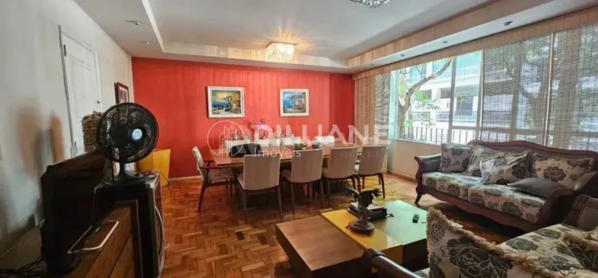 Foto 1 de Apartamento com 4 Quartos à venda, 205m² em Copacabana, Rio de Janeiro