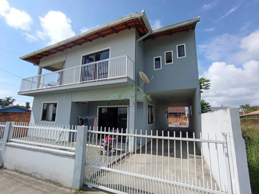 Foto 1 de Casa com 7 Quartos à venda, 210m² em Costeira, Balneário Barra do Sul