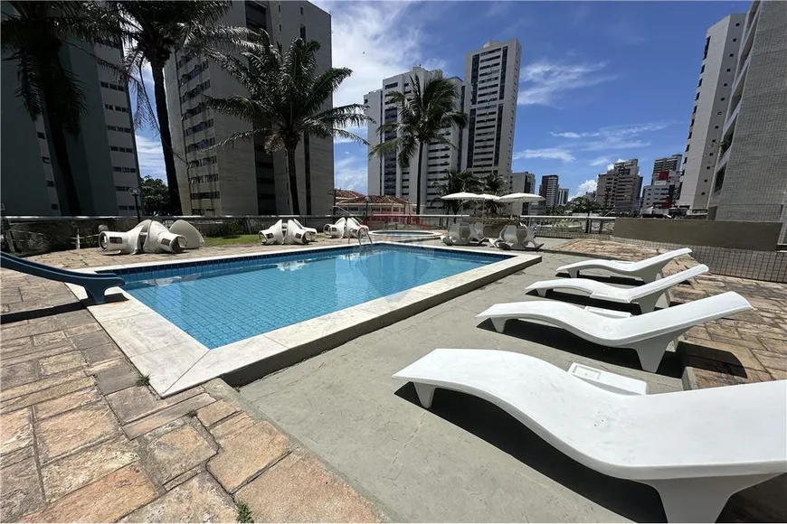 Foto 1 de Apartamento com 4 Quartos à venda, 250m² em Piedade, Jaboatão dos Guararapes