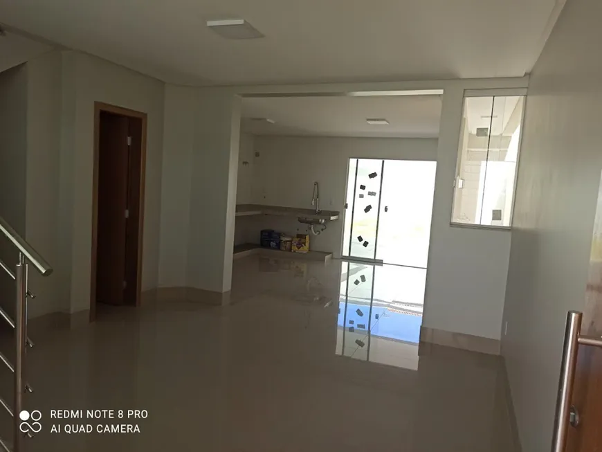 Foto 1 de Casa com 3 Quartos à venda, 182m² em Village Veneza, Goiânia