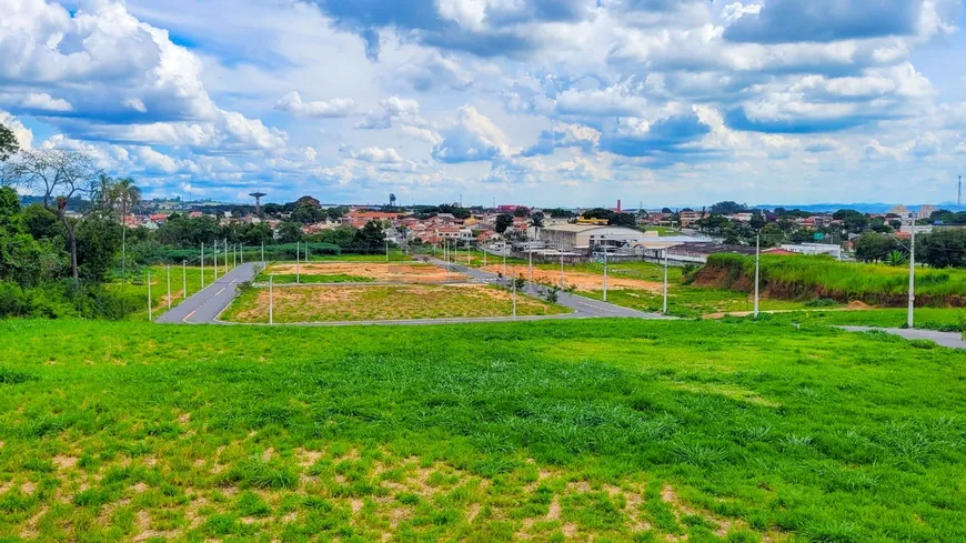 Foto 1 de Lote/Terreno à venda em Jardim Maria Cândida, Caçapava