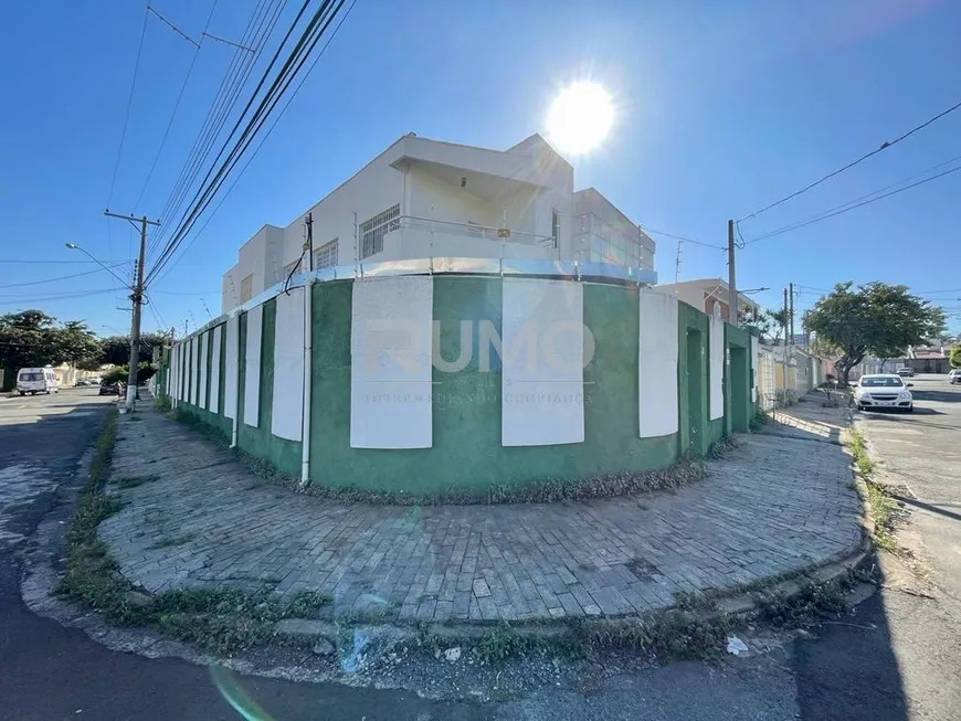 Foto 1 de Sobrado com 10 Quartos para alugar, 389m² em Parque Taquaral, Campinas