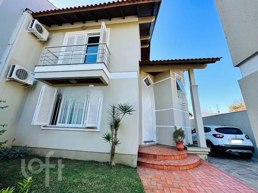 Foto 1 de Casa com 3 Quartos à venda, 160m² em Nossa Senhora das Graças, Canoas