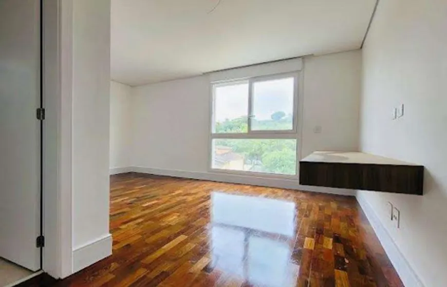 Foto 1 de Casa de Condomínio com 4 Quartos para venda ou aluguel, 424m² em Jardim Cordeiro, São Paulo