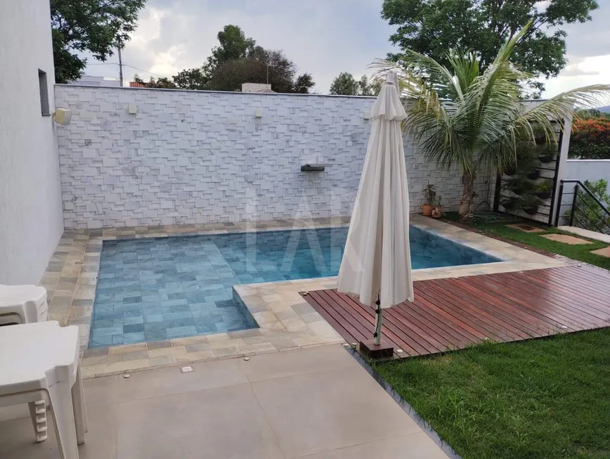 Foto 1 de Casa de Condomínio com 4 Quartos à venda, 315m² em Blue Garden Safira, Sete Lagoas