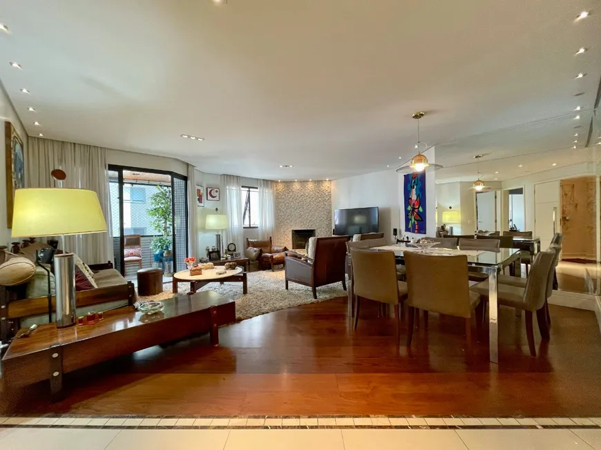 Foto 1 de Apartamento com 4 Quartos à venda, 166m² em Brooklin, São Paulo