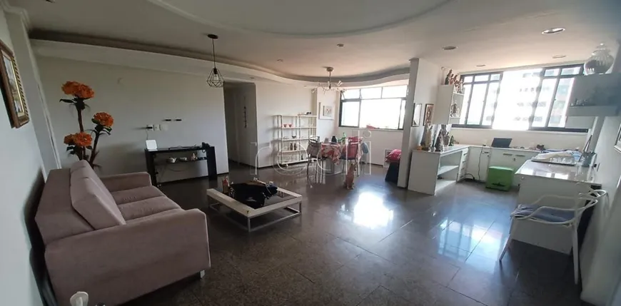 Foto 1 de Apartamento com 3 Quartos à venda, 137m² em Dionísio Torres, Fortaleza