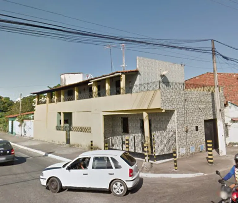 Foto 1 de Sobrado com 4 Quartos à venda, 200m² em Piratininga, Maracanaú