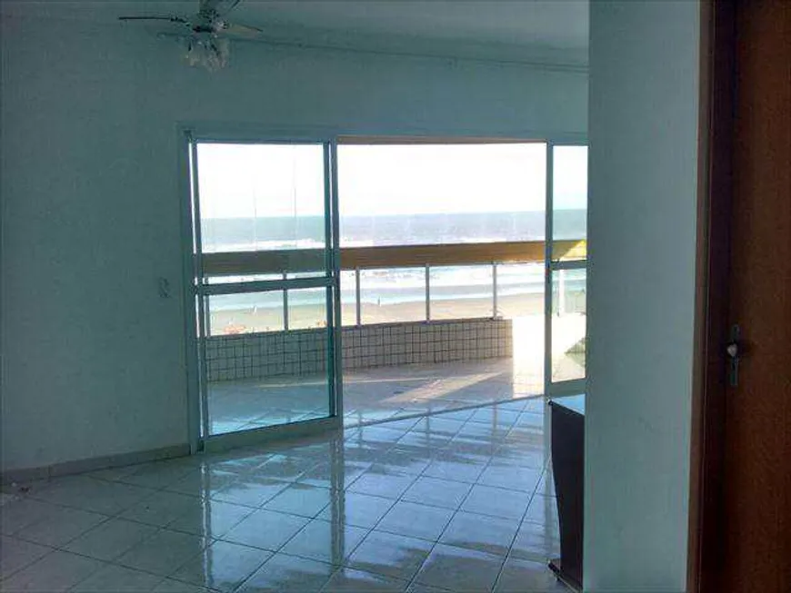 Foto 1 de Apartamento com 3 Quartos para alugar, 180m² em Aviação, Praia Grande