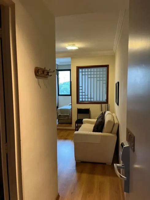 Foto 1 de Flat com 1 Quarto para alugar, 28m² em Cerqueira César, São Paulo